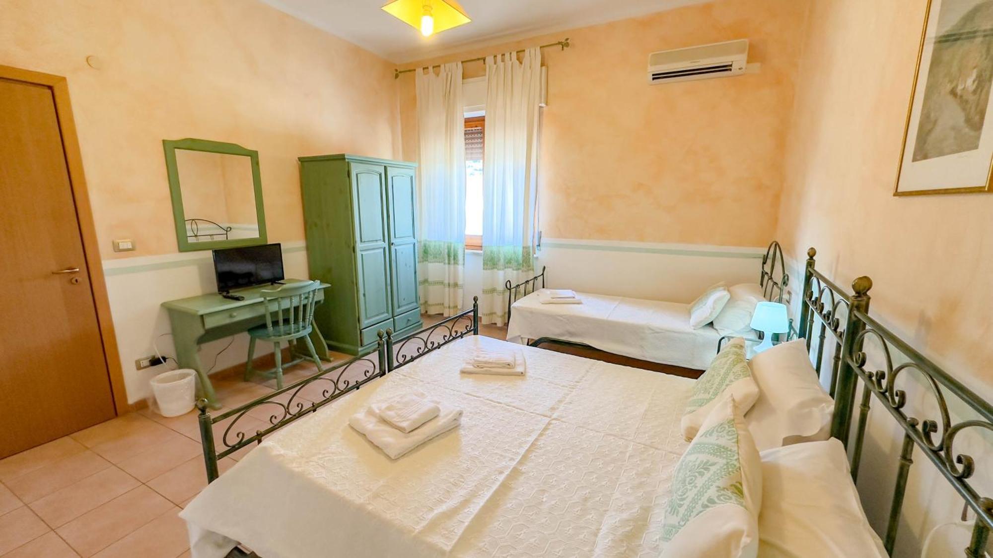 Su Recreu 'E Mare Hotel Bosa Marina Buitenkant foto